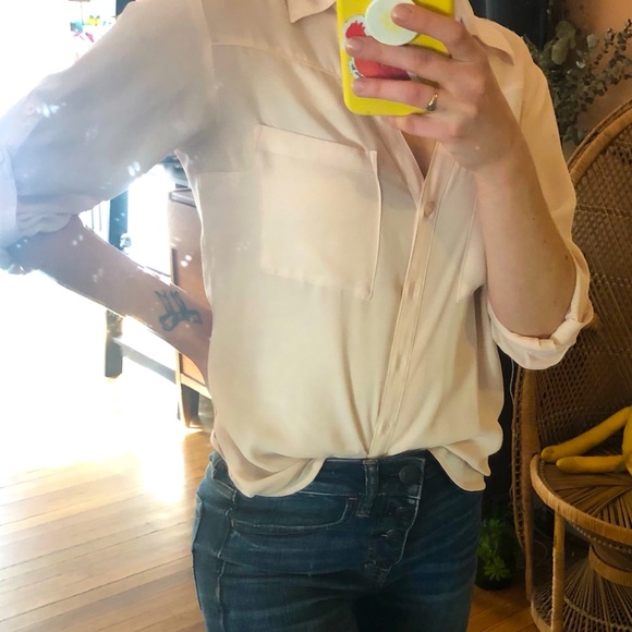 Express button down - Picture 1 of 3